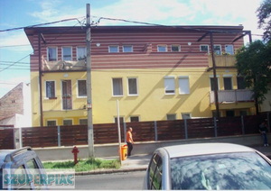 Önkormányzati akadálymentes két szobás,  kertes lakás csere