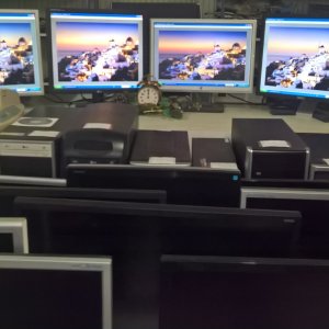 Akciós számítógépek és laptopok monitorok alkatrészek szerviz