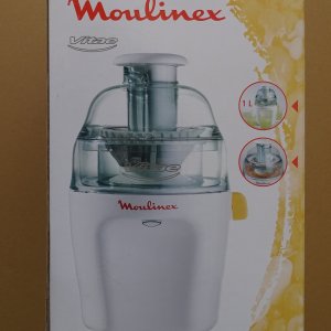 Moulinex Vitae gyümölcscentrifuga dobozában