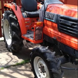 Kubota GL261 japán kistraktor eladó