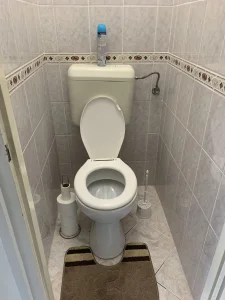 Lakás