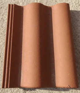 Piros cserépfedél 604 darab